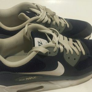 Nike Air Max size 9